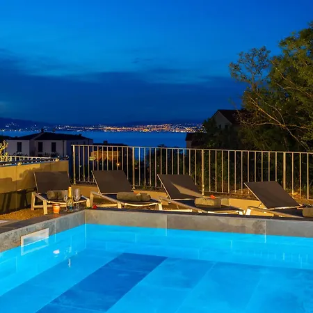 Signature مالينسكا